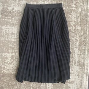 Dynamite Pleated Black Midi Skirt | Office wear | Formal | Business Casual